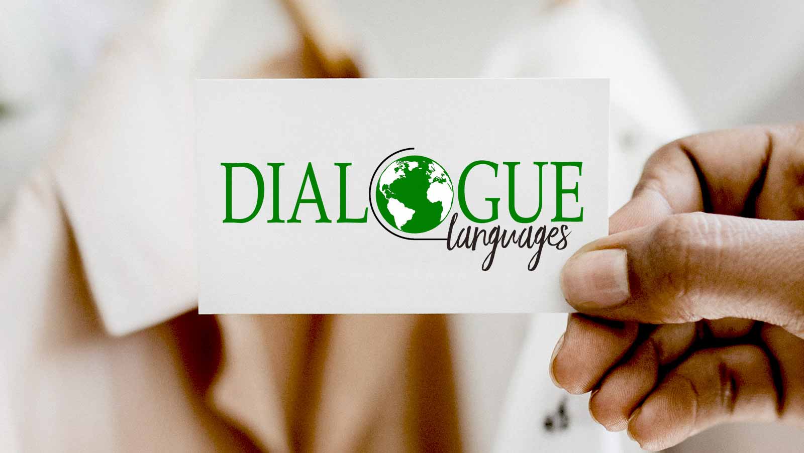 Refonte de Logo Pas Cher Pour une École de Cours de Langues Refonte de logo pour une école de cours de langages Logo de l'École Dialogue Languages