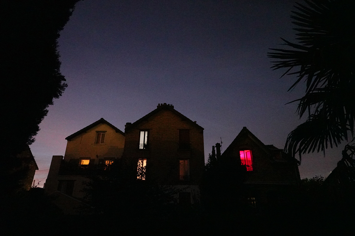Insipration graphique la nuit chez mes voisins prise le 05-08-2024
