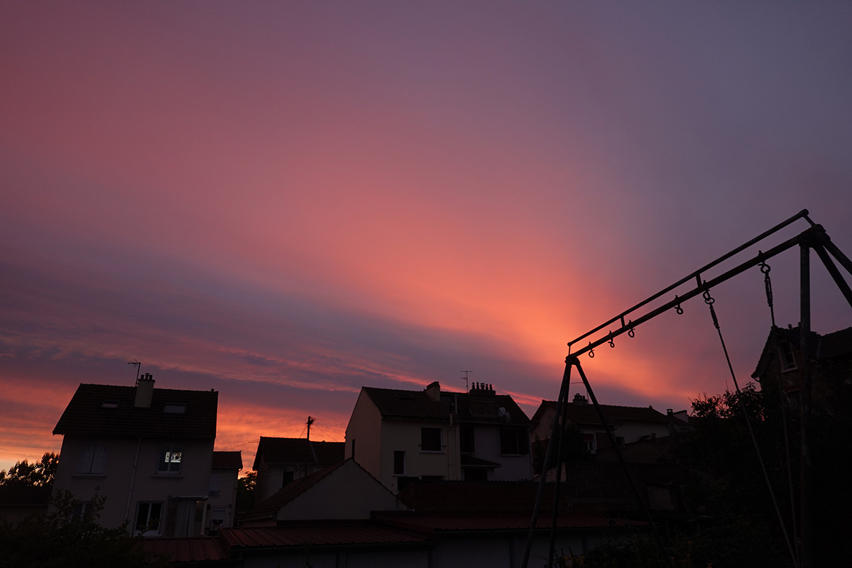 Insipration graphique lors d'un coucher de soleil à argenteuil prise le 05-09-2024